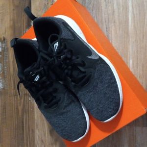 Nike flex size 8.5